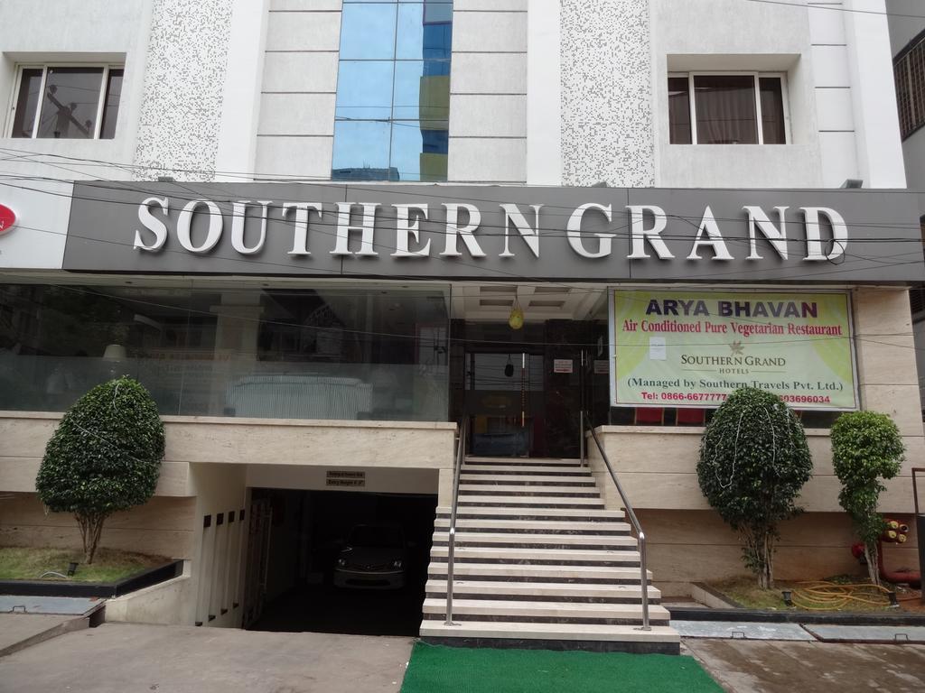 Hotel Southern Grand Vijayawada Ngoại thất bức ảnh