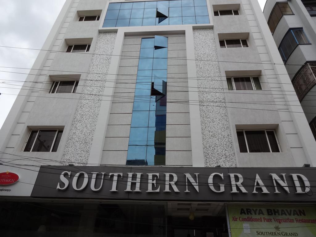 Hotel Southern Grand Vijayawada Ngoại thất bức ảnh